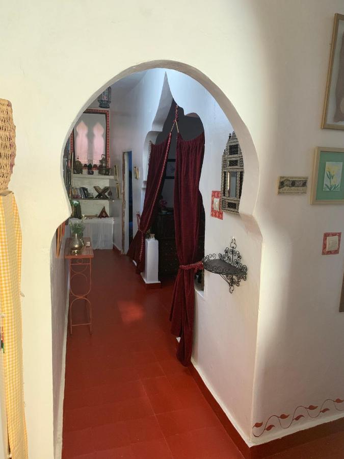 Hathor ,Casa Marroqui Con Dos Terrazas En La Medina Antigua , Ideal Parejas!! Wifi!! Asilah Esterno foto