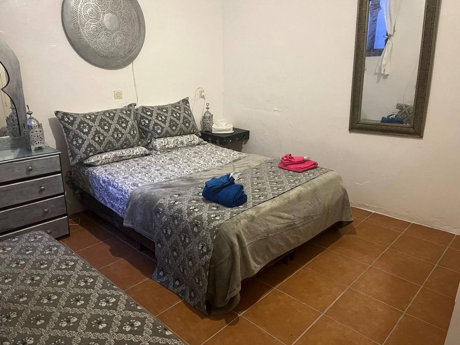 Hathor ,Casa Marroqui Con Dos Terrazas En La Medina Antigua , Ideal Parejas!! Wifi!! Asilah Esterno foto